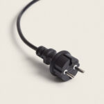 Prise secteur noire à deux broches avec câble, connecteur pour guirlande extérieure