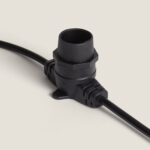 Douille noire en plastique pour guirlande lumineuse extérieure avec câble