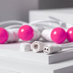 Guirlande guinguette blanche avec ampoules G45 rose et connecteurs étanches