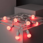 Guirlande guinguette blanche avec ampoules LED G45 rouges
