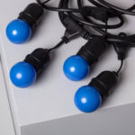 Guirlande guinguette ampoules LED bleues G45 sur douilles noires et câble noir