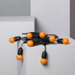 Kit Guirlande Waterproof 5.5m Noire + 8 Ampoules LED E27 G45 3W de Couleurs Orange