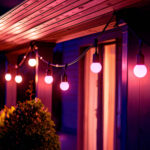 Guirlande guinguette noire avec ampoules LED sphériques rose, câblage suspendu pour extérieur