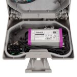 Driver LED Philips Xitanium dans boîtier métallique de lampadaire extérieur avec câblage