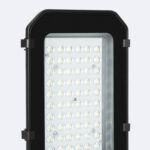 Lampadaire LED noir rectangulaire tête à matrice de LED pour éclairage extérieur