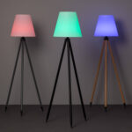 Lampadaire sur trépied, abat-jour lumineux RGB rose vert bleu, pieds métal et bois