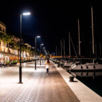 Lampadaire LED Solaire 10200 lm 170 lm/W Sinaí avec MPPT et Détecteur de Mouvement Blanc neutre 4000K