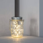 Lampe bocal en verre avec guirlande LED blanc chaud, couvercle métal et anse de suspension