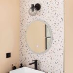 Applique murale en métal noir avec globe en verre transparent et support mural rond