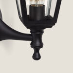 Applique murale extérieure noire en métal mat style lanterne avec verre transparent
