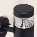 Applique murale extérieure cylindrique en métal noir avec diffuseur en verre et réflecteur intérieur