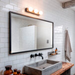 Applique murale 3 spots métal doré, fixation au-dessus du miroir de salle de bain