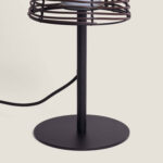 Lampe à poser extérieure brun en métal, pied cylindrique, socle rond et abat-jour en grille