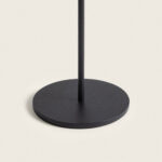 Lampe à poser noire, base ronde plate en métal et tige fine