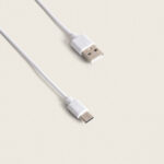 Câble de charge USB‑A vers USB‑C blanc