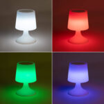 Lampe à poser LED multicolore, diffuseur blanc mat en forme de pied