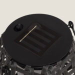 Lampe solaire à poser ronde, dessus noir avec panneau solaire intégré et structure tressée grise