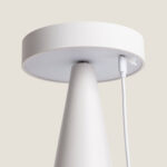 Lampe à poser LED blanche conique, diffuseur rond et câble de charge latéral visible