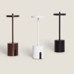 Lampe à poser LED portable métal, base cylindrique et abat-jour plat, couleurs bronze, blanc et noir