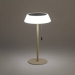 Lampe à poser crème en métal, abat-jour rond avec panneau solaire intégré