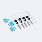 Kit de fixation pour prise étanche avec vis, chevilles, pattes et joints caoutchouc