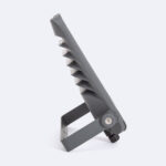 Projecteur LED extérieur gris profil fin avec ailettes de refroidissement et support orientable en métal