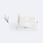 Projecteur LED extérieur blanc compact avec ailettes, support orientable et câble d'alimentation à fils dénudés