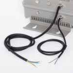 Câble d'alimentation pour projecteur LED noir, conducteurs dénudés marron bleu et vert-jaune