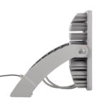 Projecteur LED extérieur gris en aluminium, boîtier circulaire avec ailettes dissipatrices et support de fixation orientable