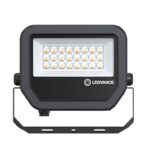 Projecteur LED rectangulaire noir avec matrice LED visible et support orientable pour éclairage extérieur