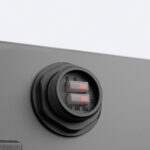 Projecteur LED, sélecteur encastré avec deux interrupteurs coulissants rouges sur boîtier gris