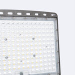 Projecteur LED rectangulaire gris avec matrice de LED sous verre pour éclairage extérieur