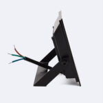 Projecteur LED noir avec support réglable et câbles d'alimentation visibles, profil fin