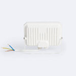Projecteur LED extérieur blanc rectangulaire vu de dos, dissipateur, support orientable et fils électriques