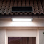 Réglette Solaire Étanche LED 62cm 20W IP65