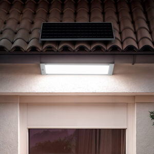 Réglette Solaire Étanche LED 62cm 20W IP65