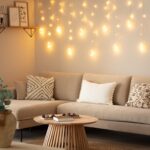 Rideau de boules LED suspendues, lumière blanche chaude, boules sphériques disposées en rideau mural