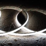 Ruban LED flexible en silicone blanc froid, enroulé avec gouttes d'eau