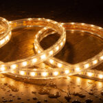 Ruban LED flexible étanche blanc chaud, bande silicone pour éclairage extérieur