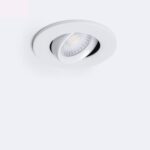 Spot encastrable LED rond blanc orientable avec module incliné