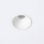 Spot encastrable rond blanc, collerette fine et réflecteur profond pour installation plafond
