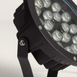 Spot extérieur LED rond boîtier métal noir, matrice de LEDs, support orientable