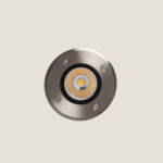 Spot encastrable au sol rond inox, LED COB visible, finition brossée, quatre vis
