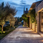 Spot encastrable au sol rond inox à lumière chaude, éclairage d'allée extérieure