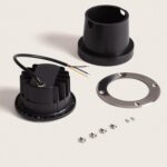 Spot LED encastrable module noir avec dissipateur, boîtier cylindrique et anneau inox rond avec vis