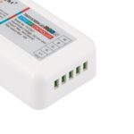 Contrôleur LED blanc compact avec bornier 5 broches et étiquette de câblage