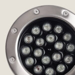 Spot LED encastrable circulaire inox brossé, verre et plusieurs lentilles