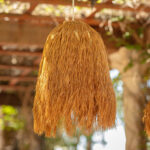 Suspension extérieure en fibres naturelles dorées, abat-jour frangé en forme de cloche suspendu