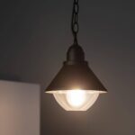 Suspension extérieure métal noir, abat-jour conique avec diffuseur en verre transparent, chaîne de suspension