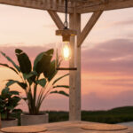 Suspension extérieure brun clair avec abat-jour en verre cylindrique et ampoule à filament